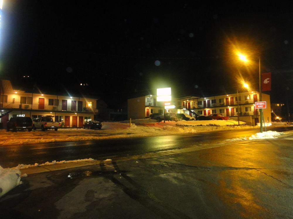 The State Inn Pullman Exterior photo